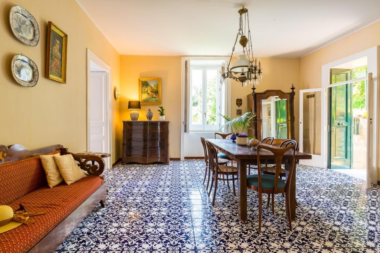 Villa Ada Соренто Екстериор снимка